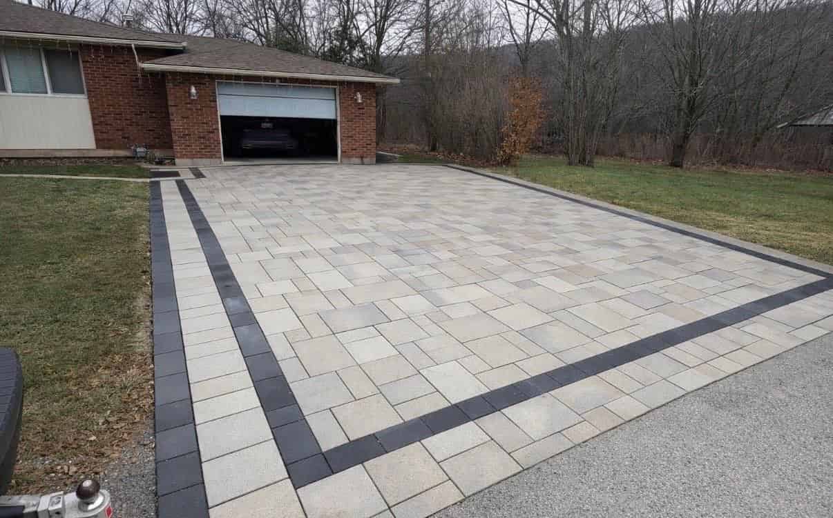 Paver Driveways image