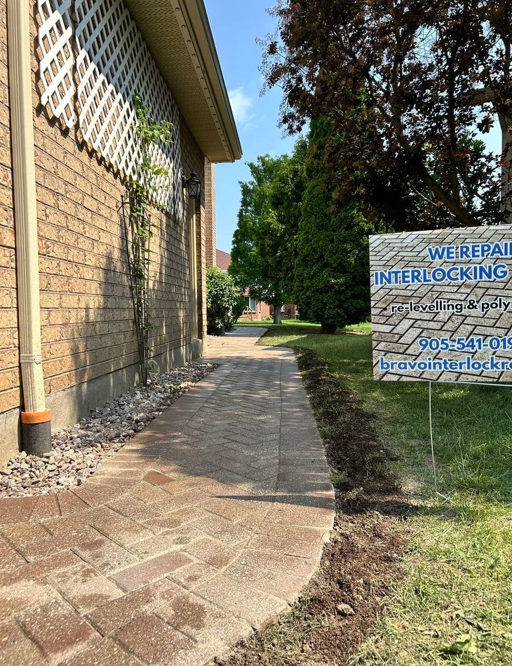 Gallery photos for Red Brick Walkway Repair- St.Catharines: Image #8