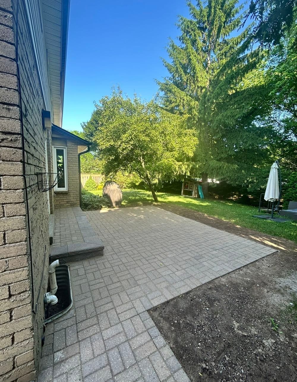 Gallery photos for Patio and Pathway Repair in Ancaster: Image #2