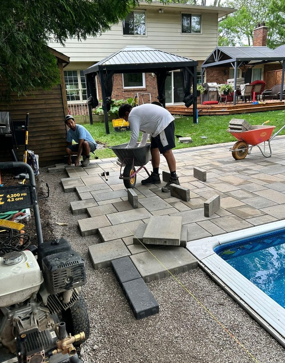 Gallery photos for Poolside Patio Makeover in Ancaster: Image #14