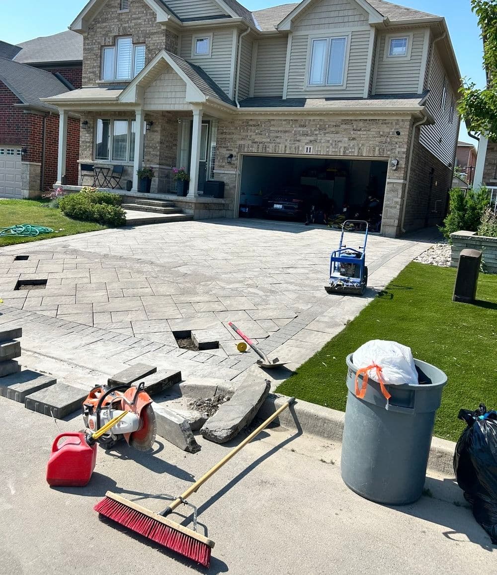 Gallery photos for Interlock Repair and Restoration in Stoney Creek: Image #10