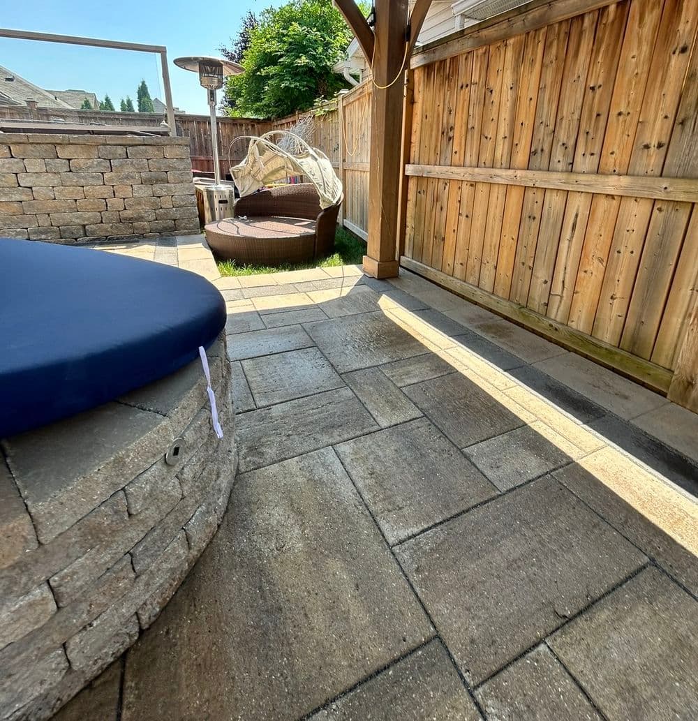 Gallery photos for Interlock Repair and Restoration in Stoney Creek: Image #2