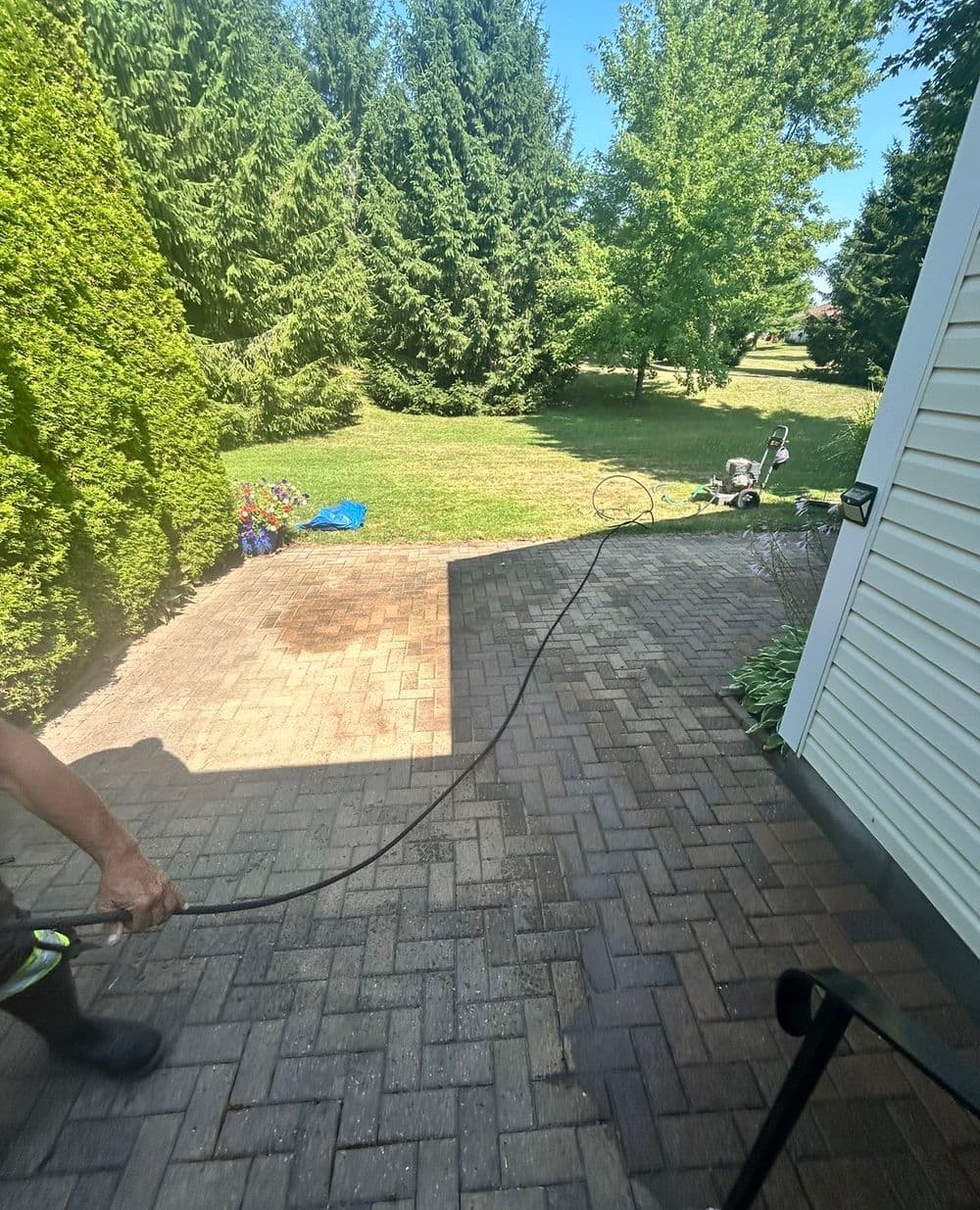 Gallery photos for Backyard Patio Polymeric Sand Restoration: Image #2