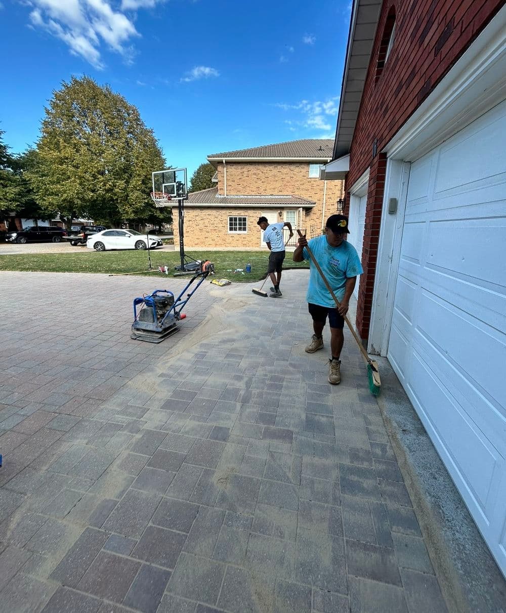 Gallery photos for Interlock Driveway Repair in St. Catharines: Image #3