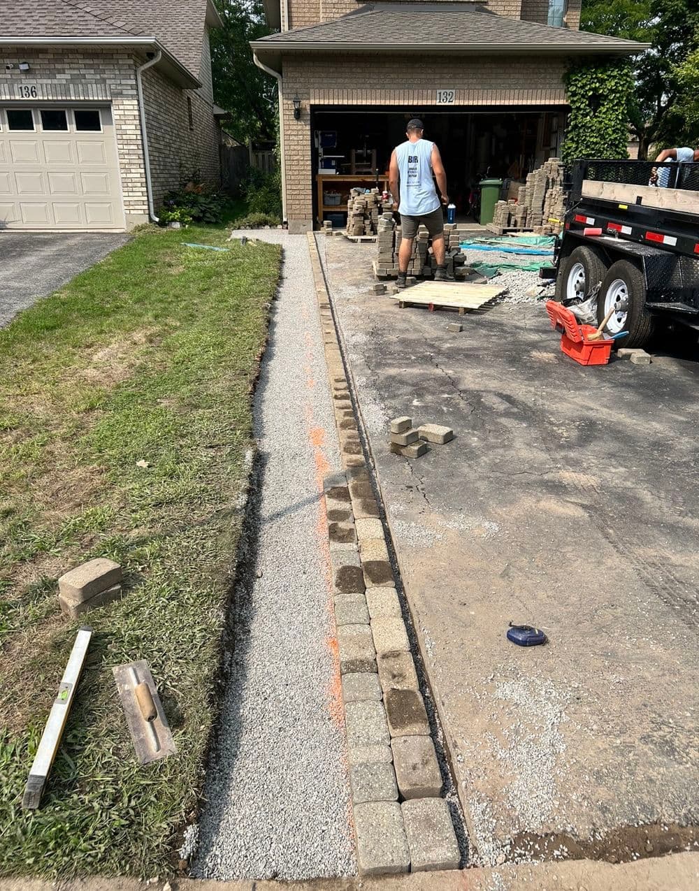 Gallery photos for Driveway and Patio Interlock Renovation in Ancaster: Image #2
