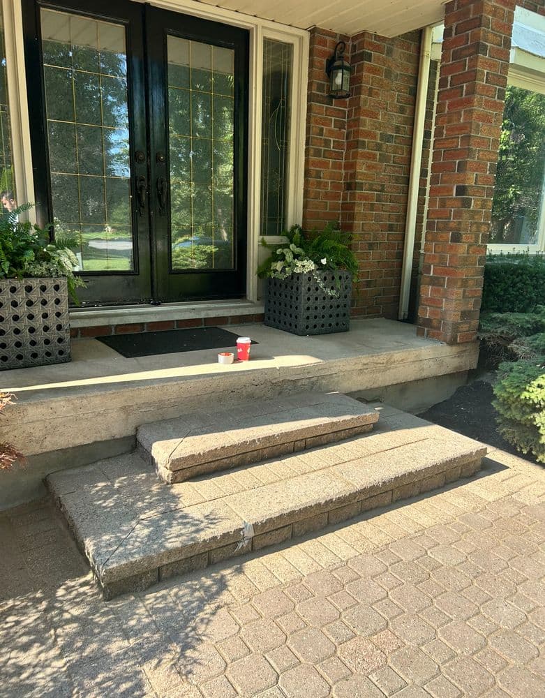 Crafting Inviting Entrances: The Role of Expert Paver Installation in Welcoming Spaces image