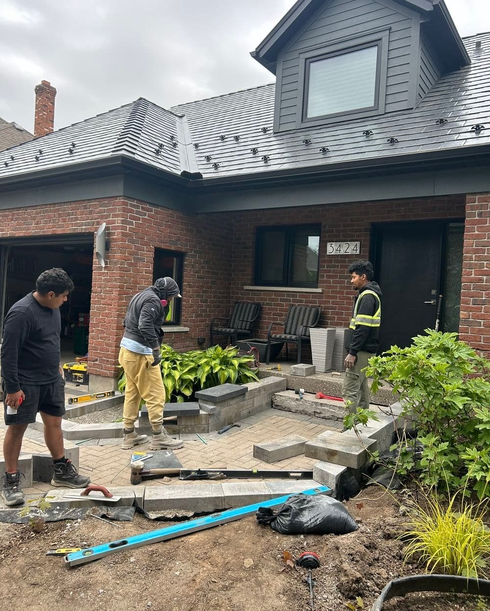 Gallery photos for Front Walkway Transformation in Lincoln ON: Image #2