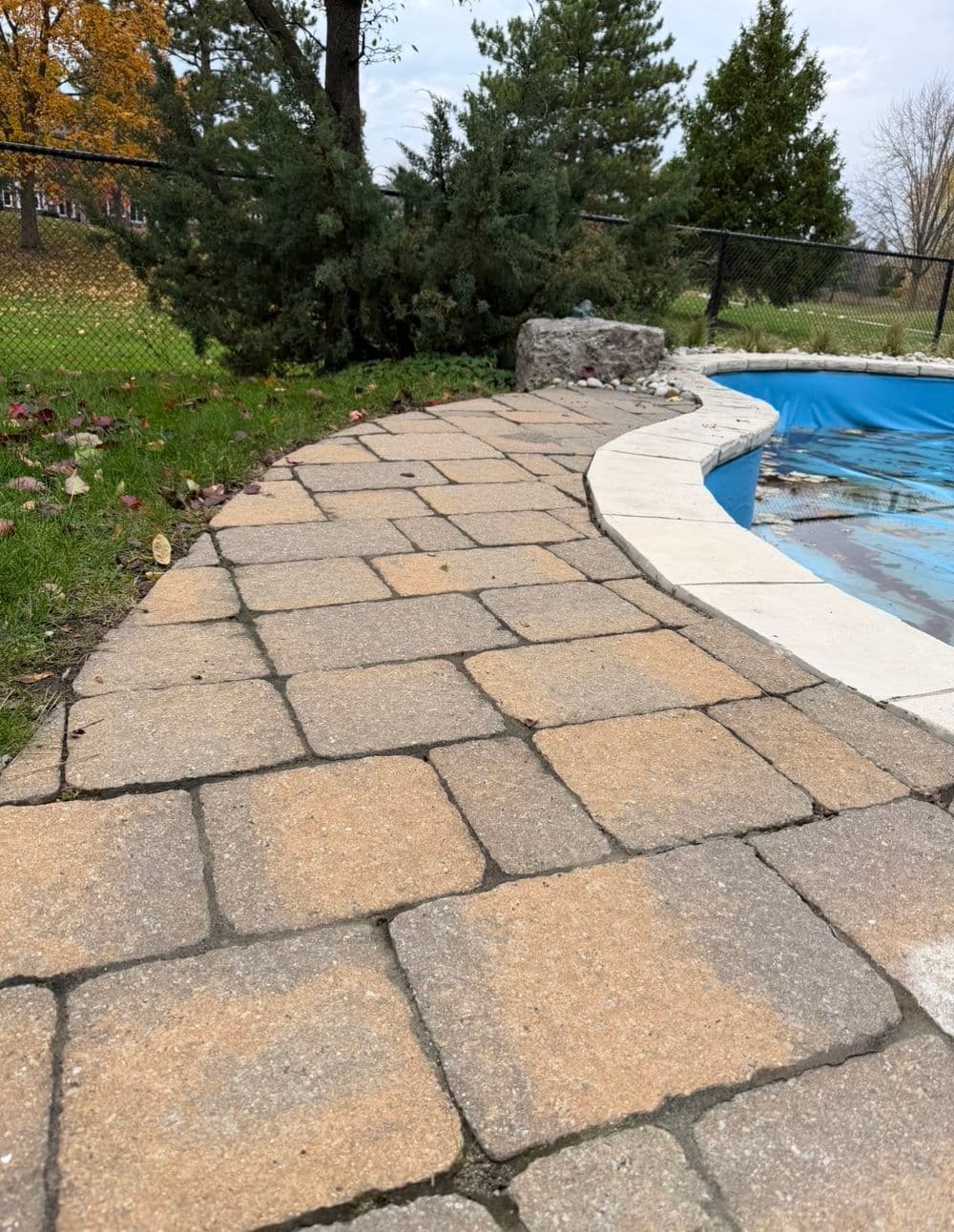 Gallery photos for Poolside Interlock Repair in Burlington ON: Image #3